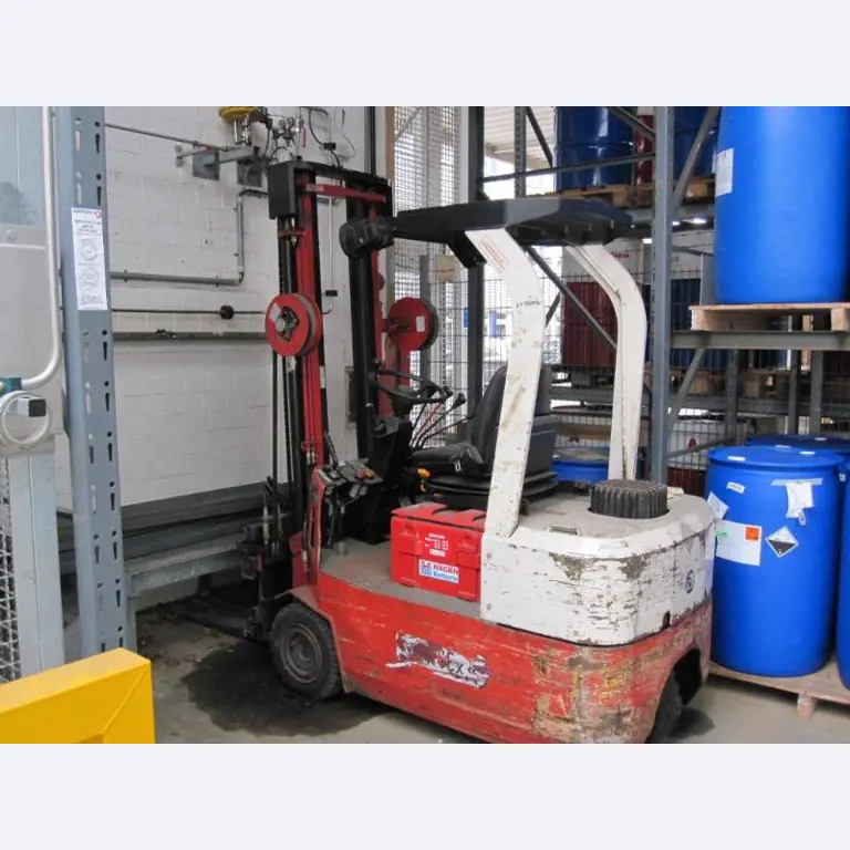 Gepflegte Flurförderfahrzeuge-1